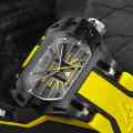 Square face watch Wryst PH4