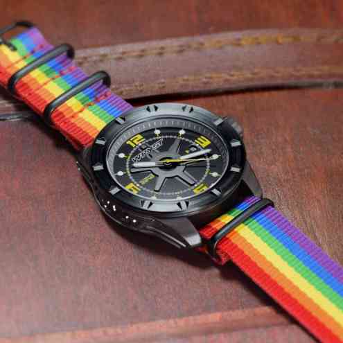 Wryst Rainbow Watch Ultimate ES40 | Black with a Colored Rainbow Strap