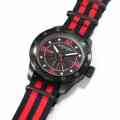 Wryst Montre Suisse Nato ultime pour homme noire et détails rouge